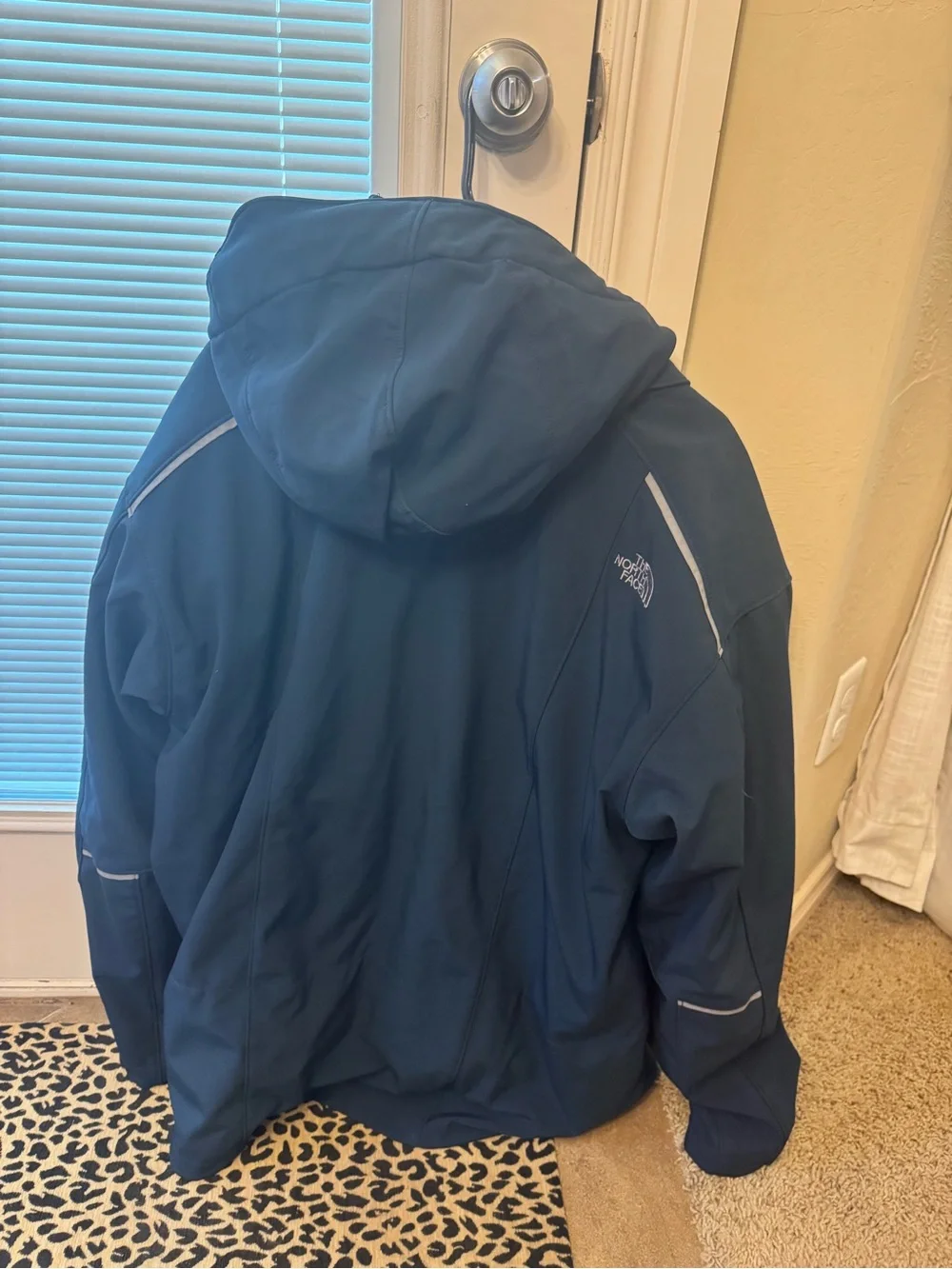 The North Face Men's Ski Jacket in Dark Navy with Reflective Trim